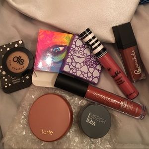 Deluxe makeup sample pack ‼️ (unused)